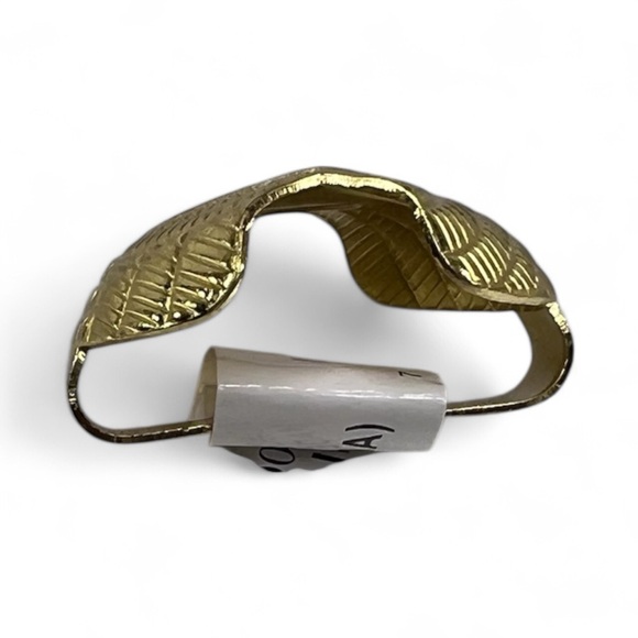 Cub Scouts Tiger Scarf and Slide Neck - Picture 3 of 3